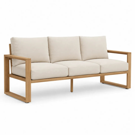 Drewniana sofa ogrodowa z beżową tapicerką